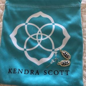 Lee Gold Earrings In Silver Filigree Mix